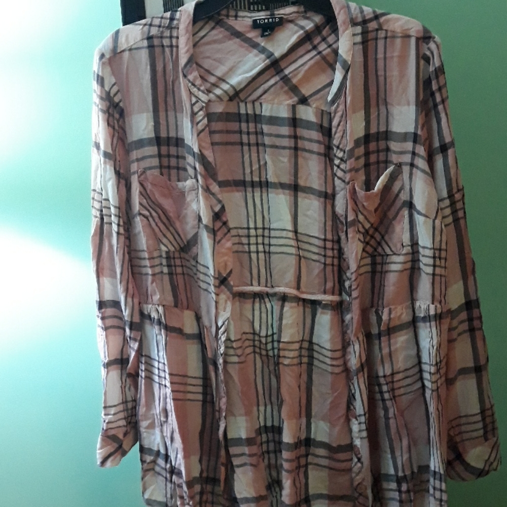 Torrid Pink Plaid Long Sleeve T-Shirt size 1X